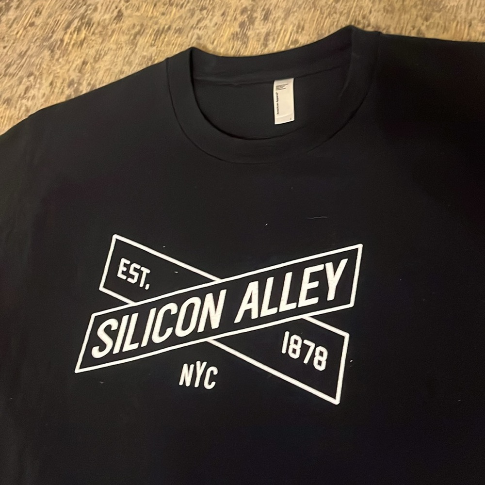 NEW Silicon Alley NYC T-Shirt Large lets go silicon valley Since 1878 - Picture 2 of 9